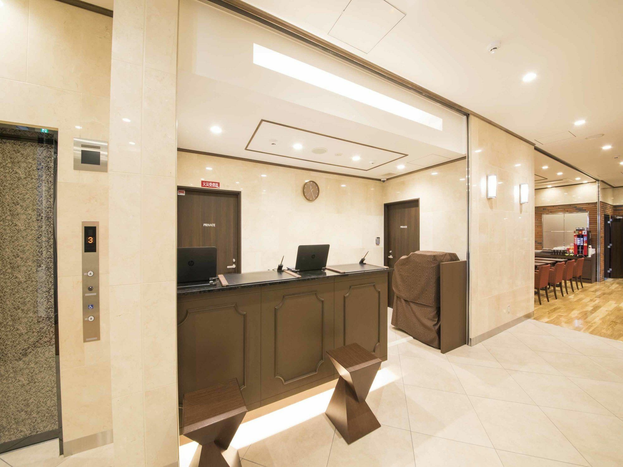 Hotel Wbf Shinsaibashi Osaca Exterior foto