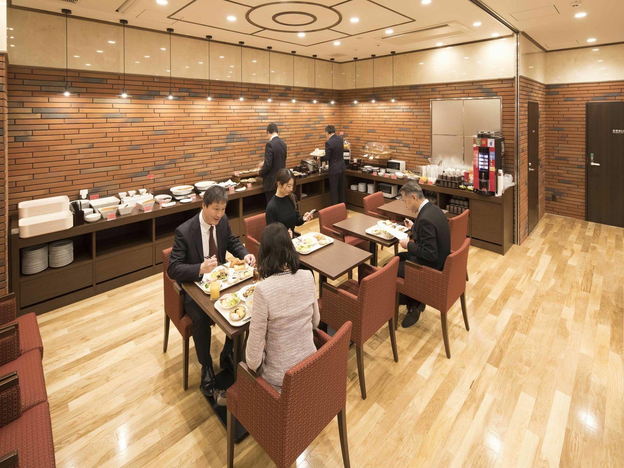 Hotel Wbf Shinsaibashi Osaca Exterior foto